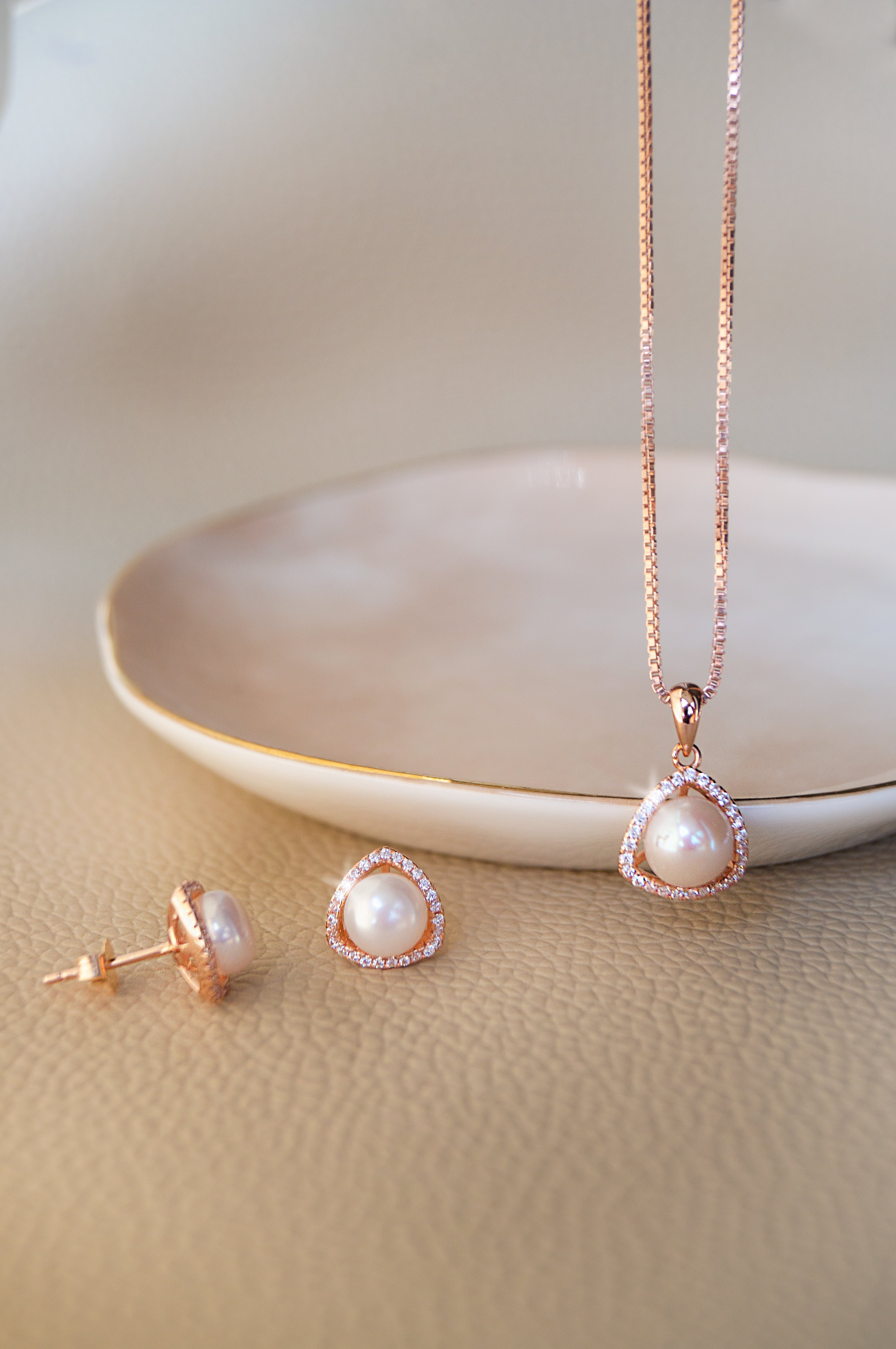 With Chain Rose Triangular Pearl Rose Gold Plated Sterling Silver Pendant Set