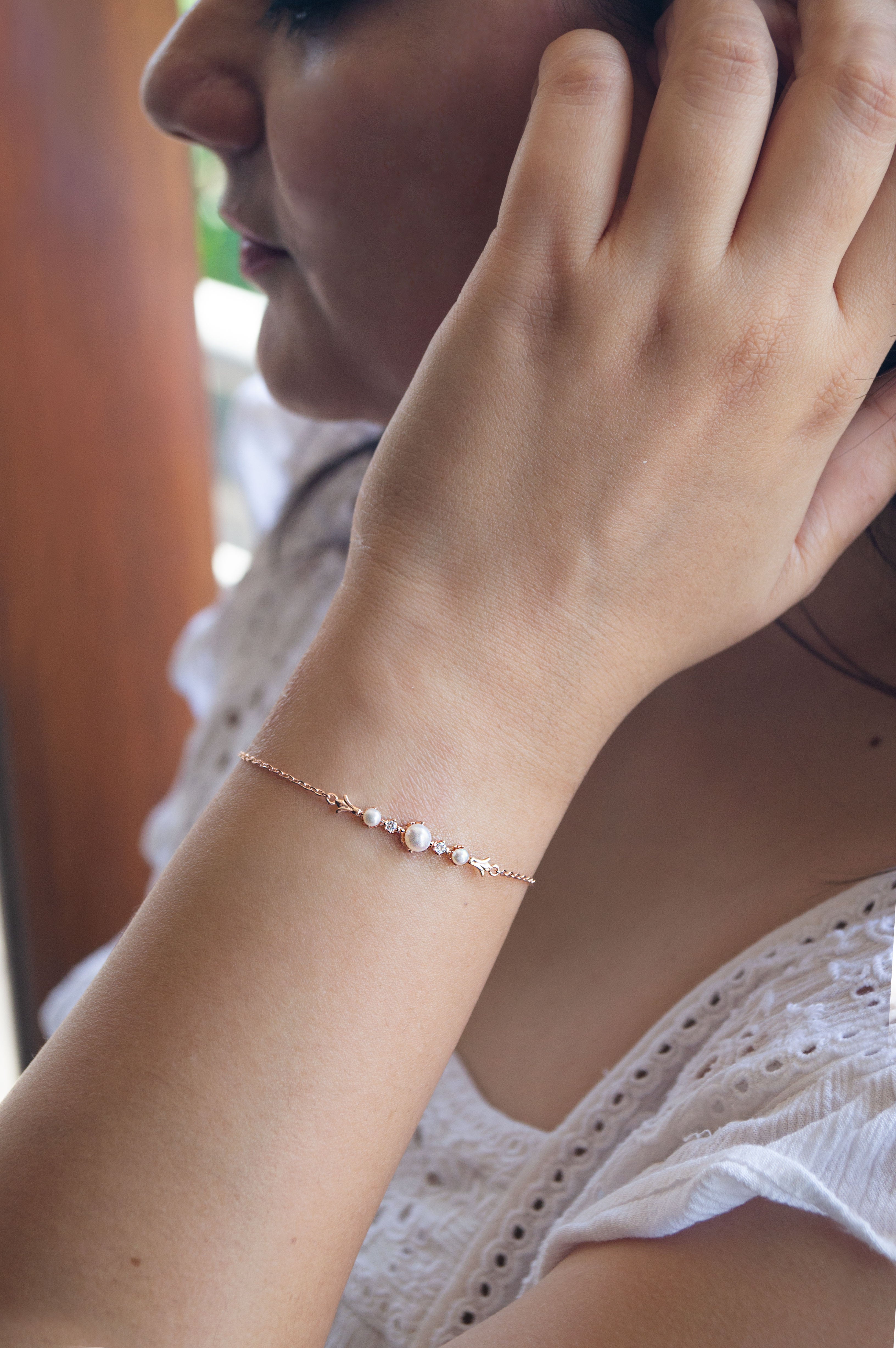 Pearl Bracelet in Rose Gold | KLENOTA