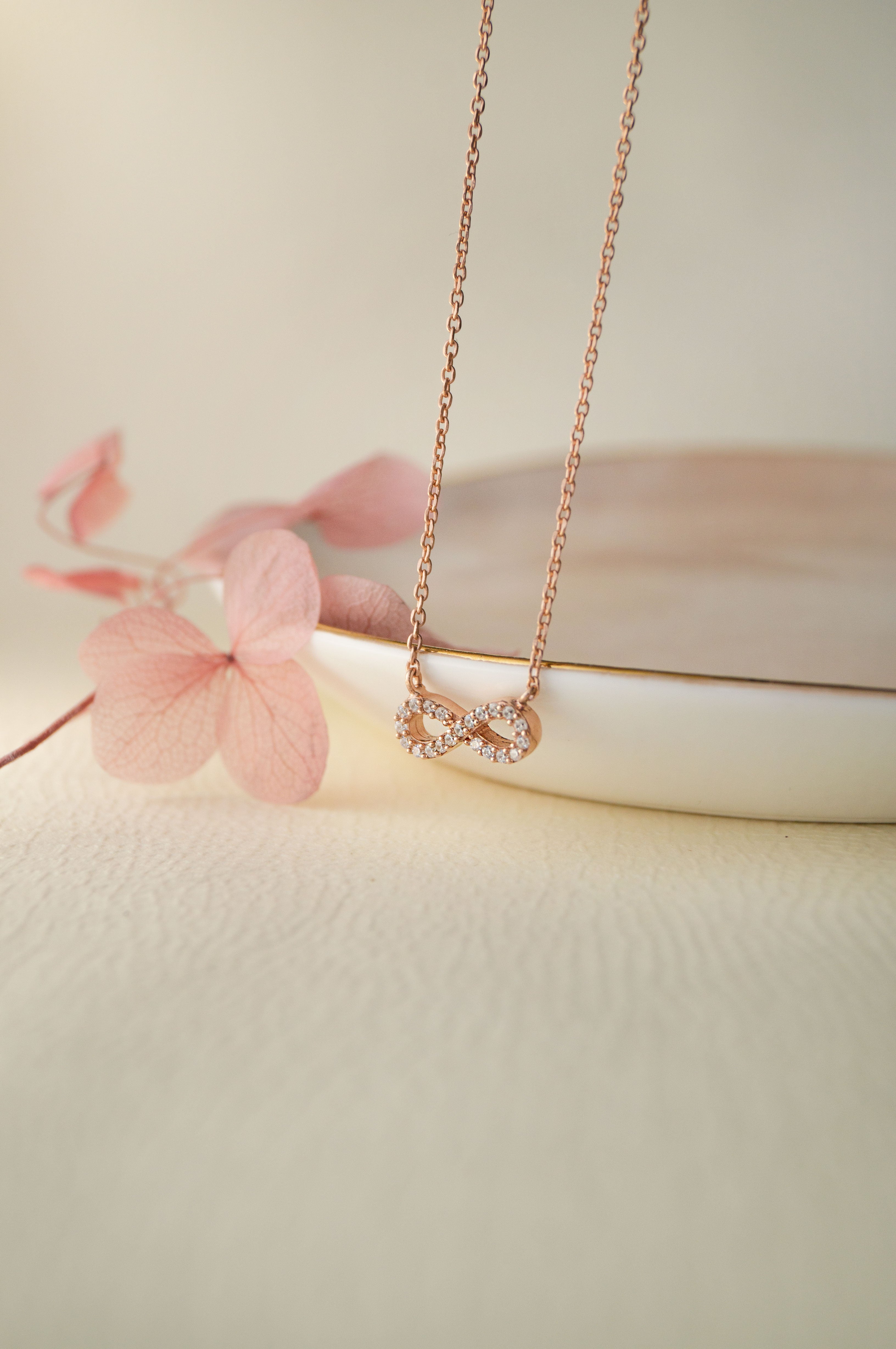 Small rose gold chain deals