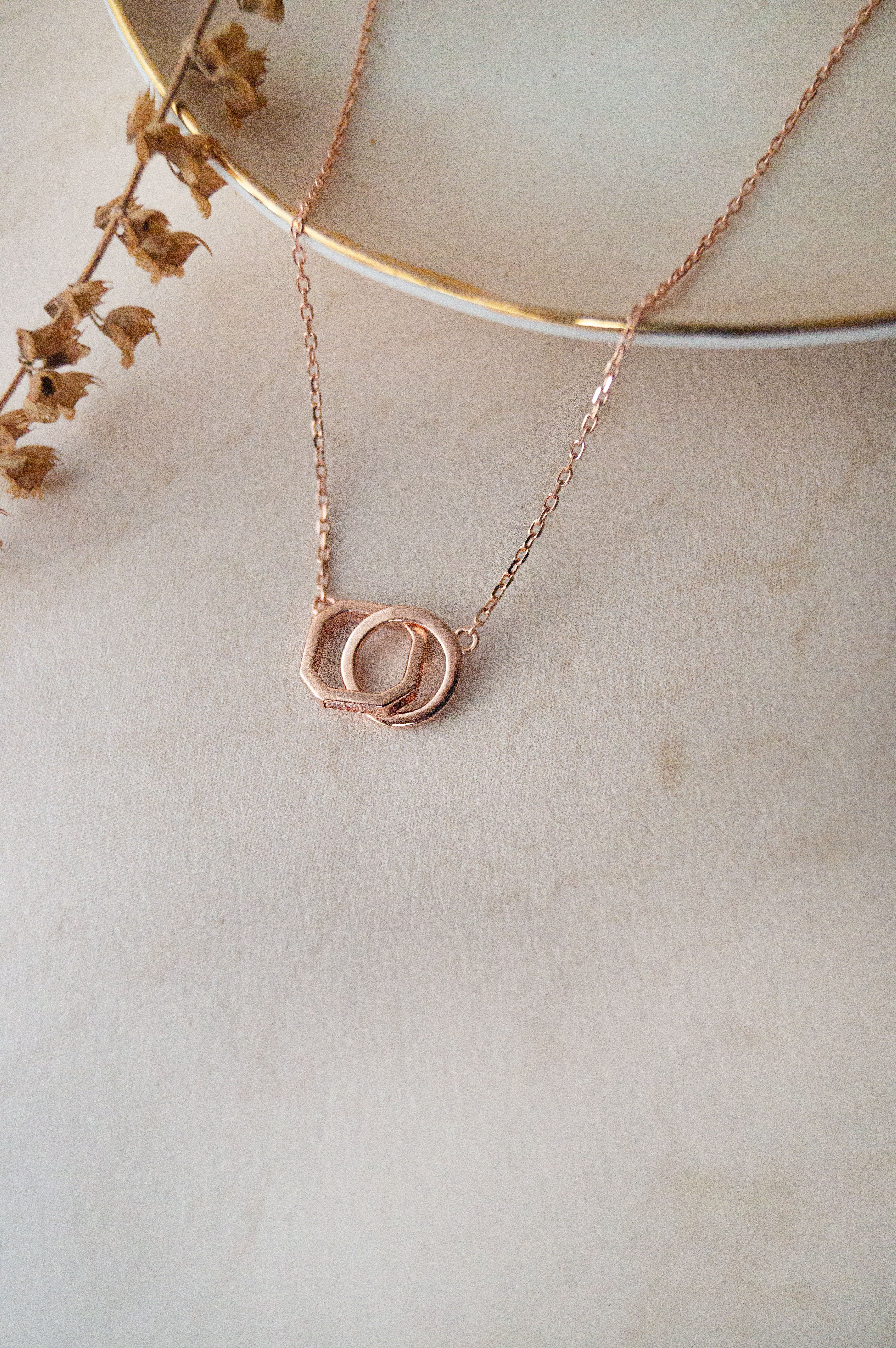 Sterling Silver Large Linked Circle Necklace – Jewellery by Jo