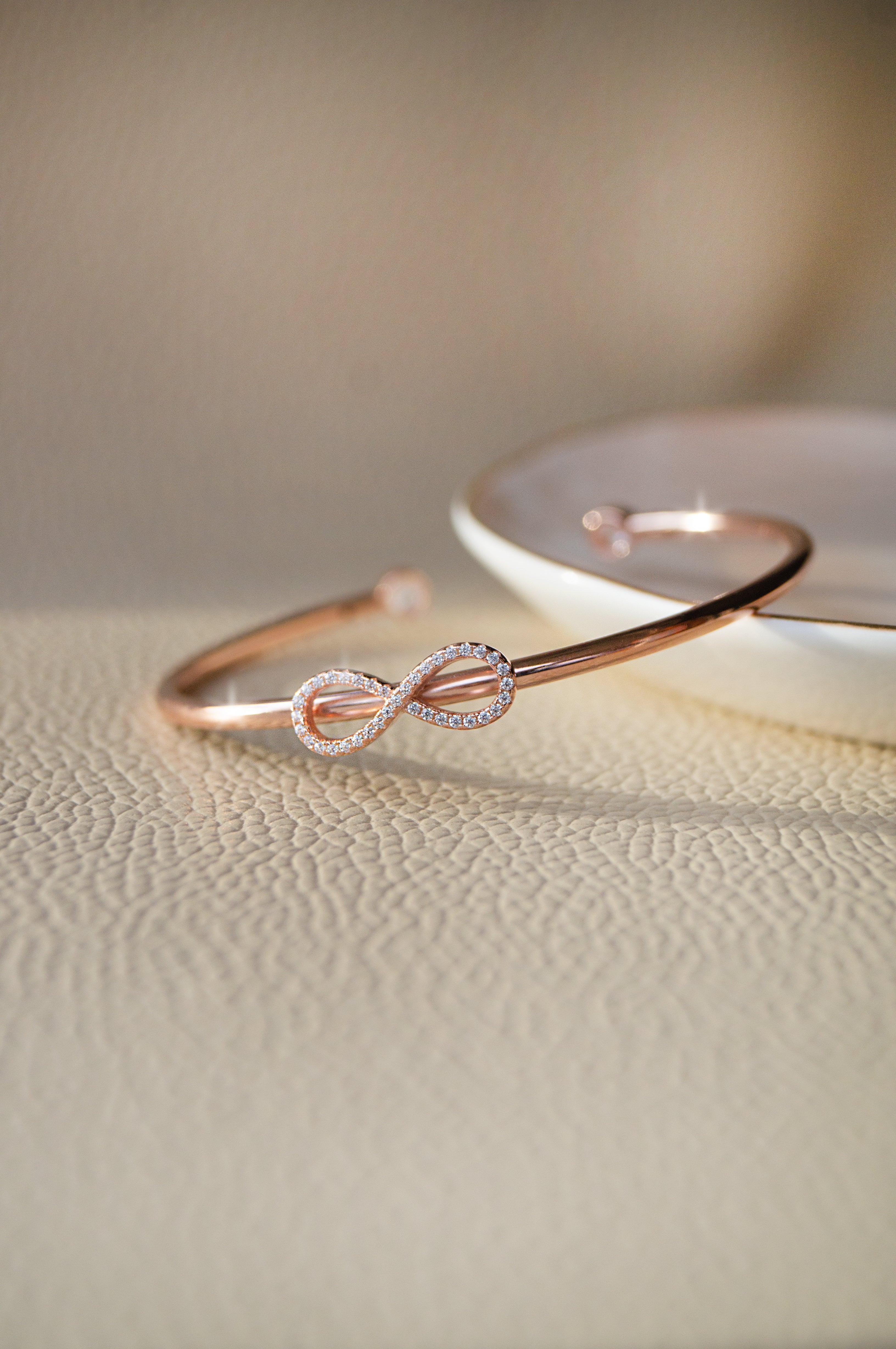 New) Infinity Circles Adjustable Bracelet – blusandzboutique