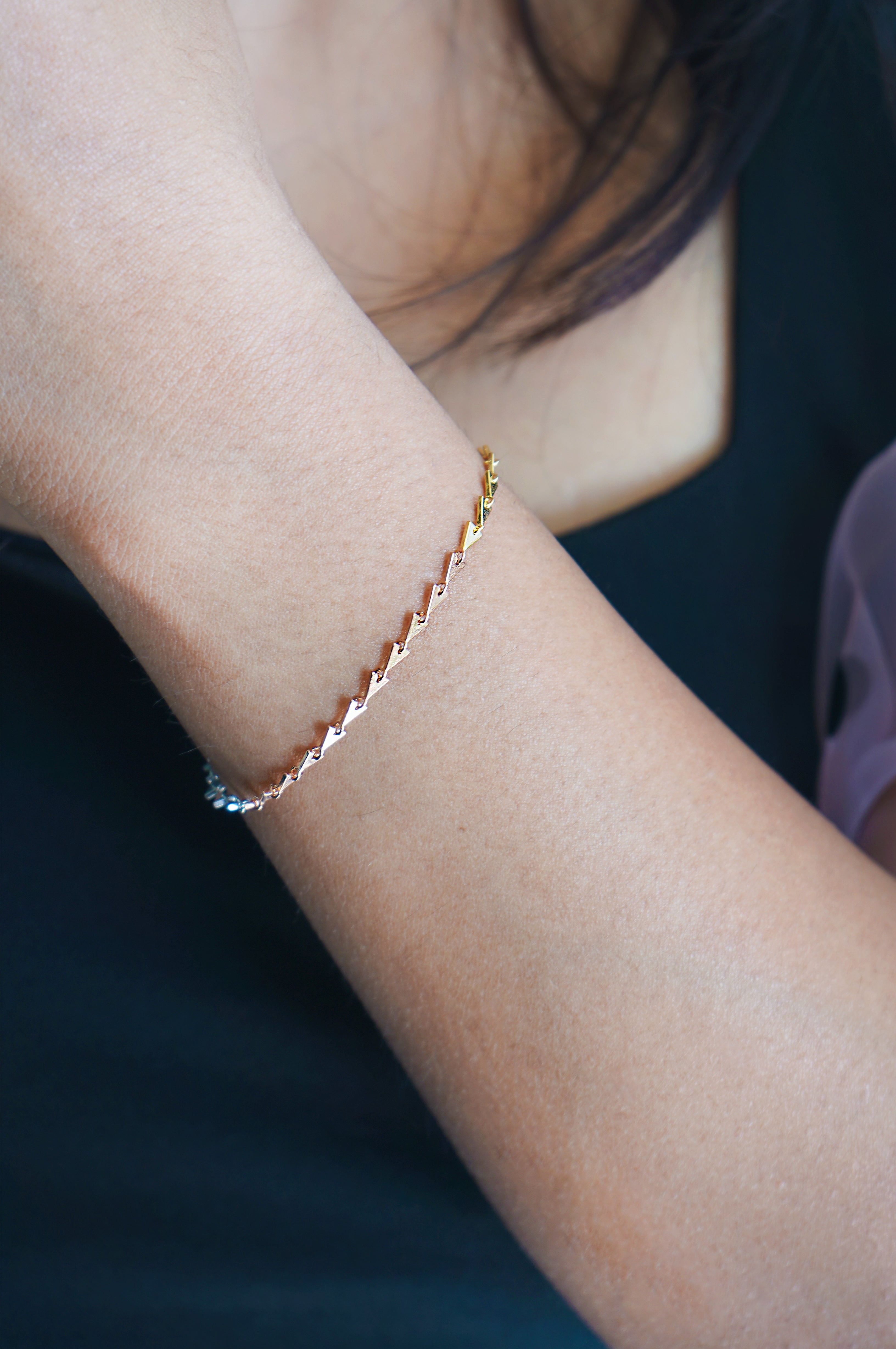Women Bracelets Online | Hand bracelet for women - Starkle