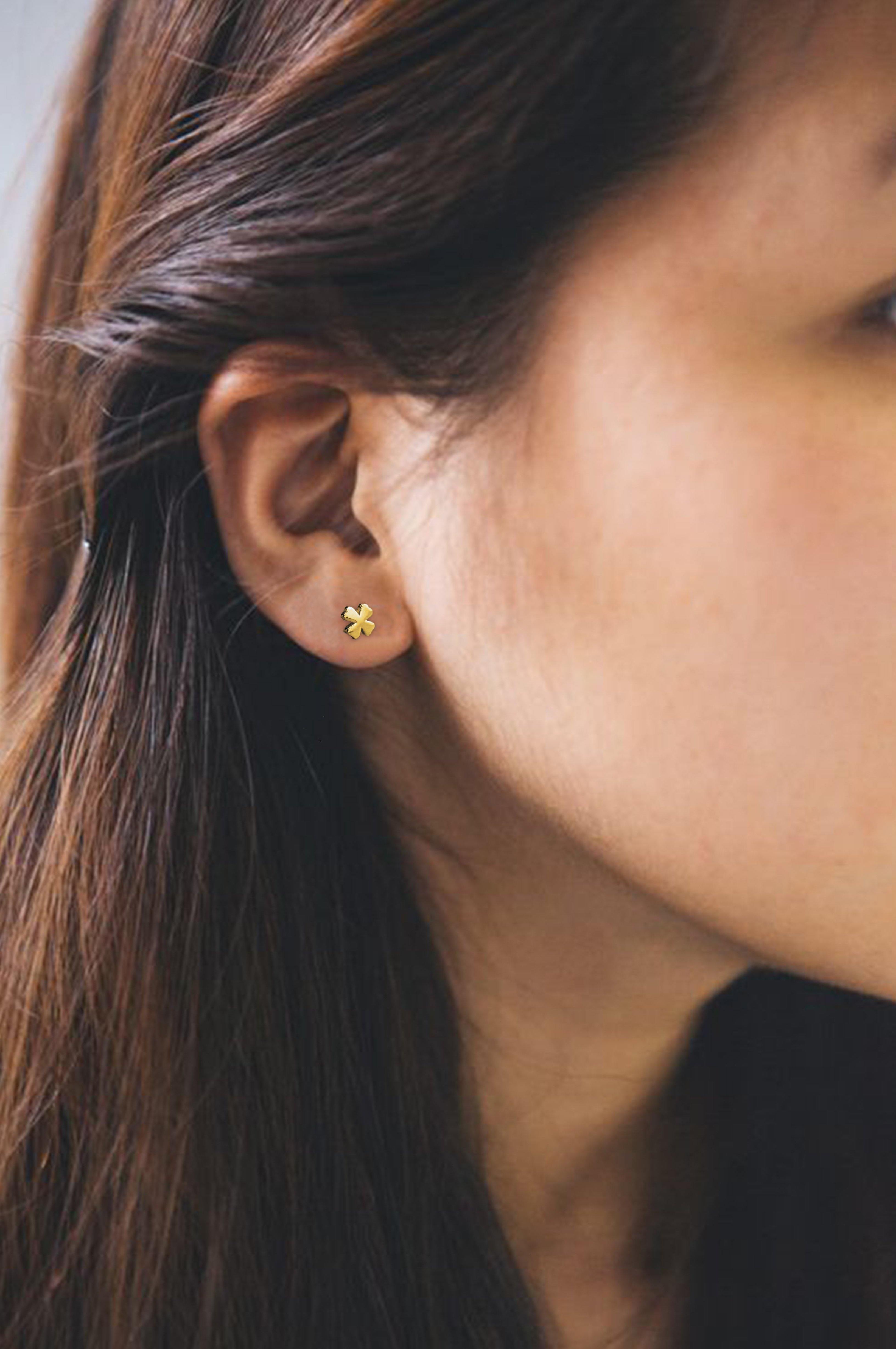 Small Golden Floral Earrings - Mark Jewel