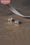 Dreamy Flower Silver Mini Stud Earrings - Mannash